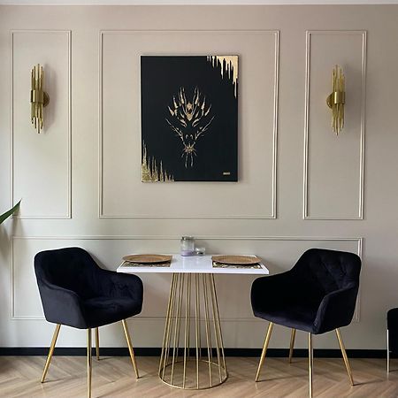 Lux Stays By Torres At K39 Krakau Exterior foto