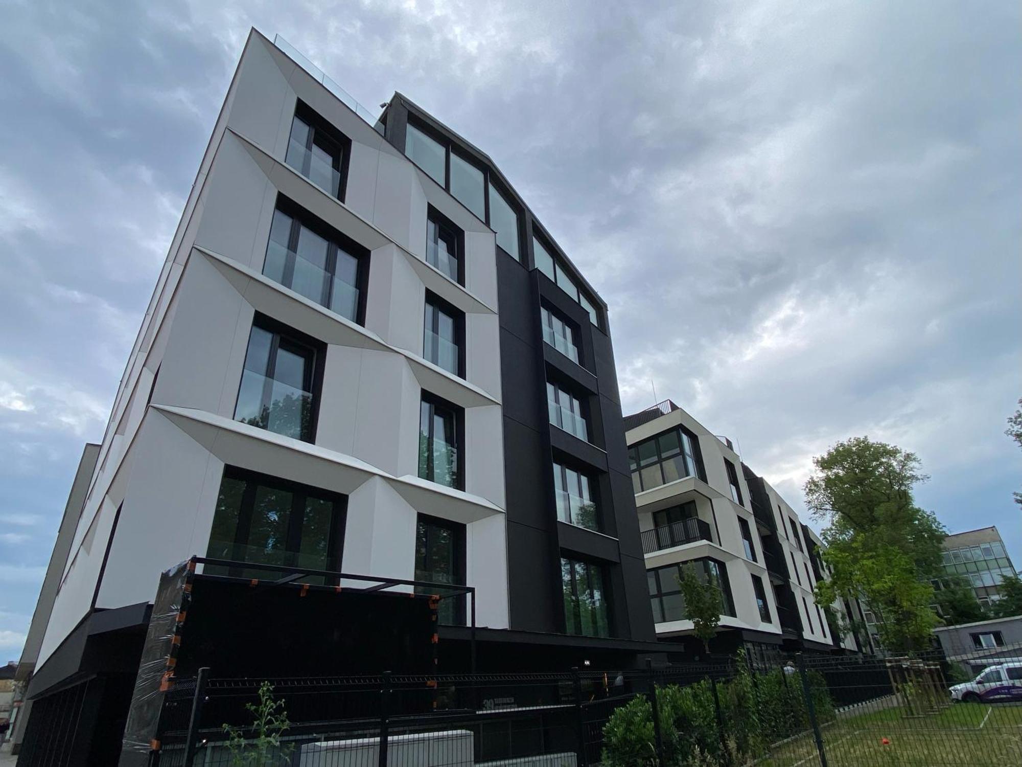 Lux Stays By Torres At K39 Krakau Exterior foto