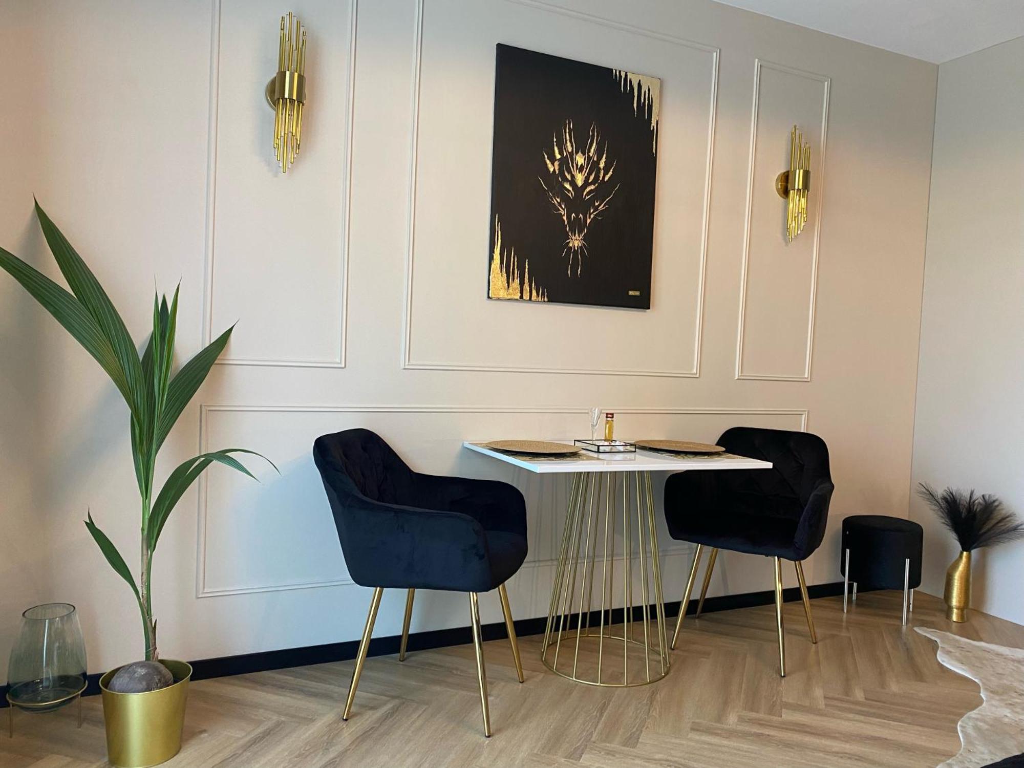 Lux Stays By Torres At K39 Krakau Exterior foto