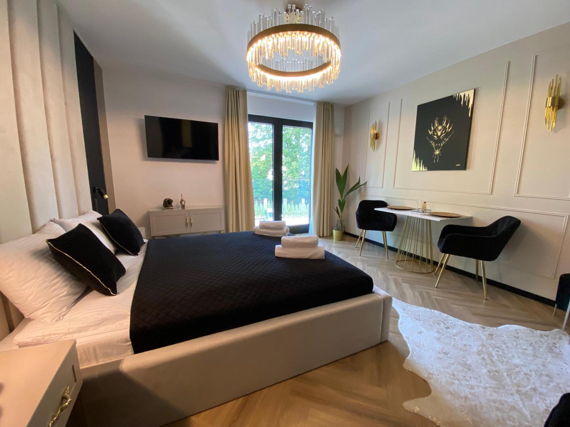 Lux Stays By Torres At K39 Krakau Exterior foto
